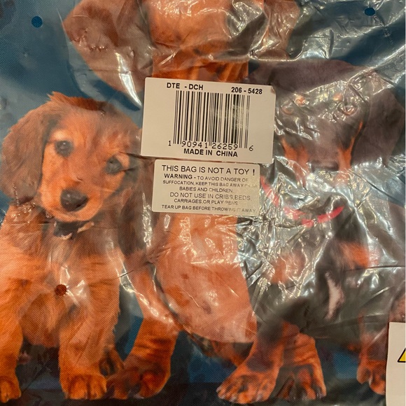 NWT Trio of Dachshunds double black handle tote w/ green background - Picture 4 of 5